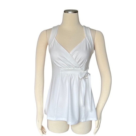 Arden B White V-Neck Sleeveless Faux Wrap Top Size Large NWOT - Picture 2 of 9